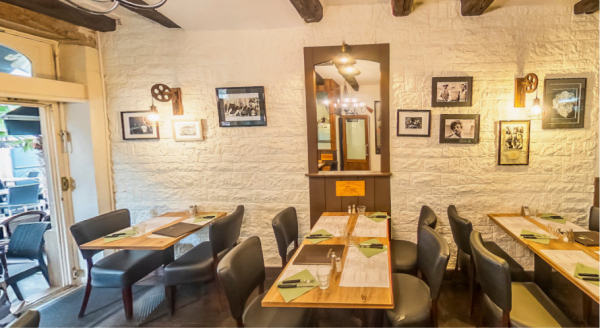 Restaurant Du Mont Rivel - restaurant CHAMPAGNOLE