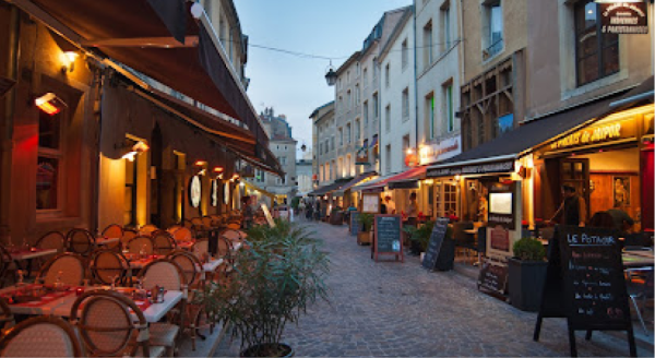 Restaurant Du Mont Rivel - restaurant CHAMPAGNOLE